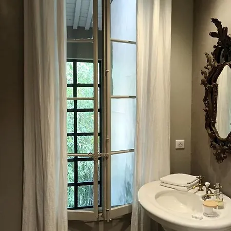 Holiday home Le Complot : Maison Privee En Plein Coeur D'avignon