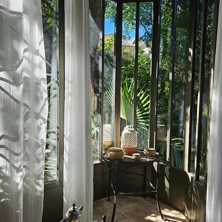 Le Complot : Maison Privee En Plein Coeur D'avignon Holiday home Avignon